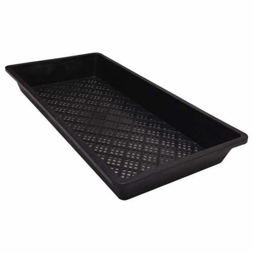 Plastic seedling tray